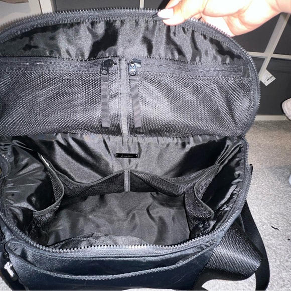 LULULEMON Duffle Bag - Picture 7 of 12